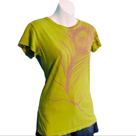 Stranded Peacock Feather Crew Neck Graphic T Shirt - Picture 2 of 5